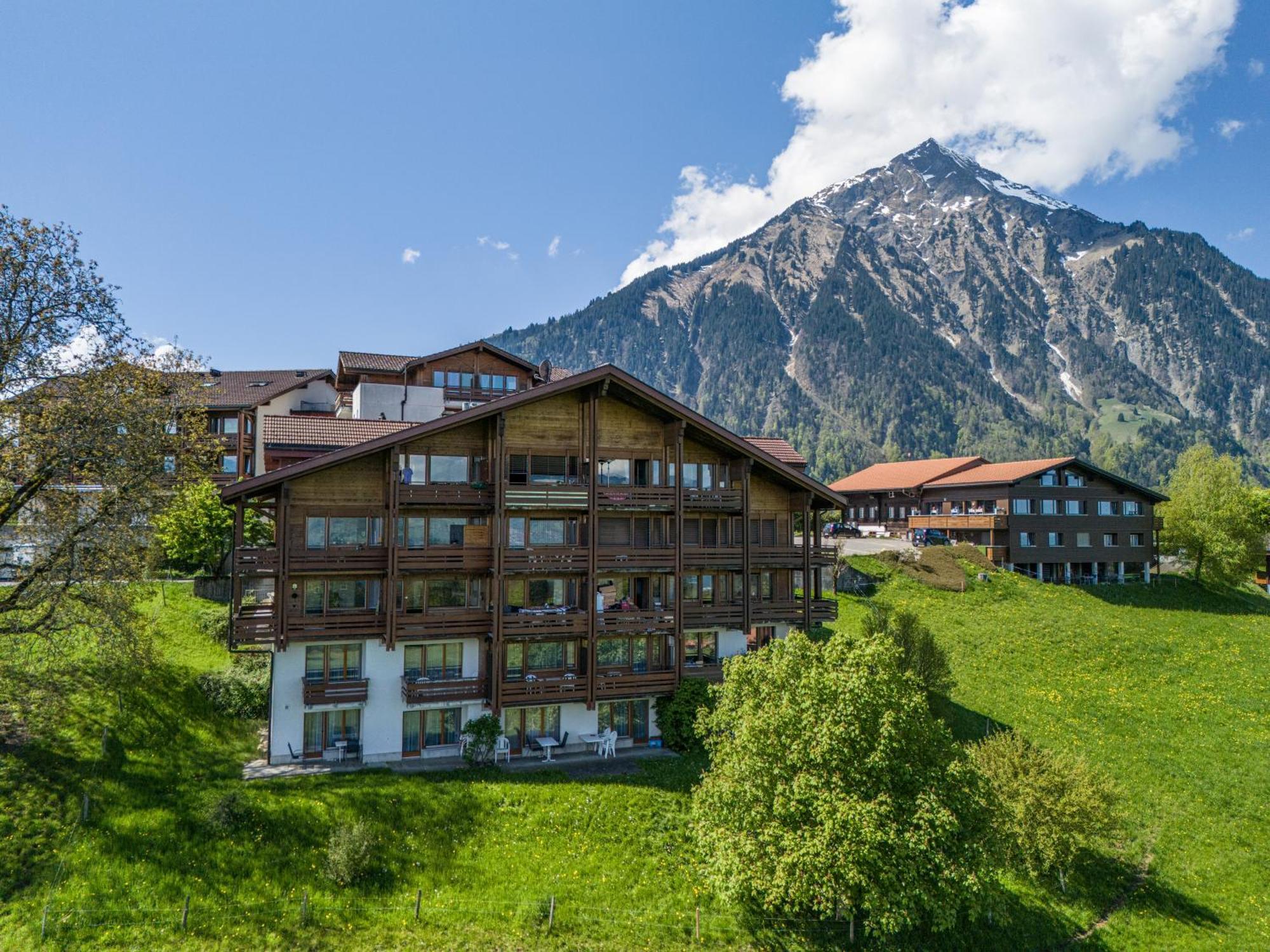 Aeschipark 4*