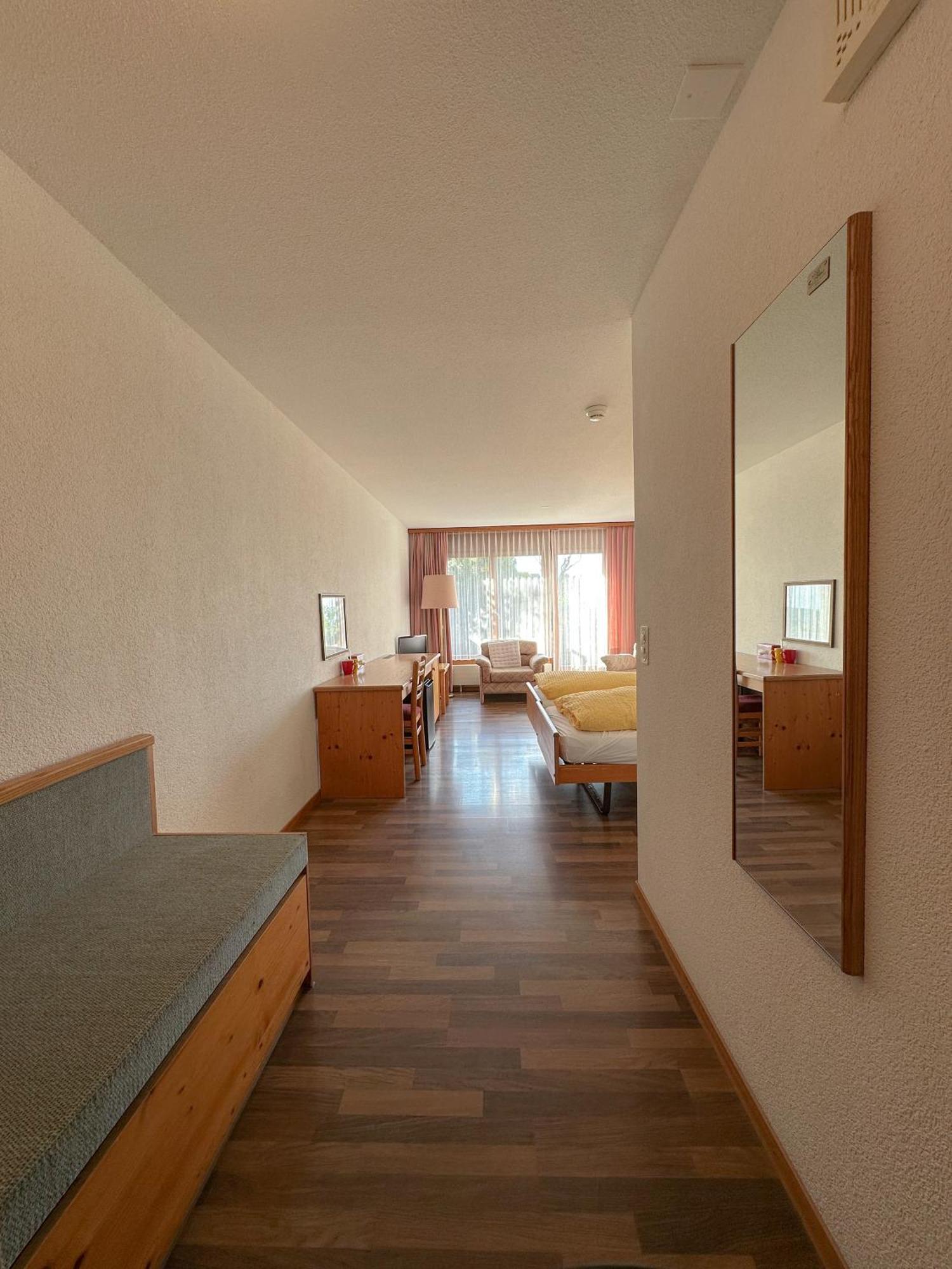 Aeschipark 4*